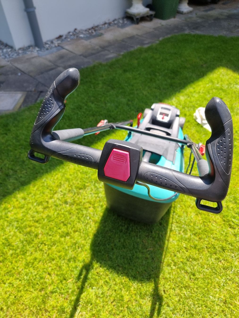 Bosch Tagliaerba: Bosch Rasenmäher Rotak 370 LI  – Usato da Balzers venduto da Homeandgarden 2