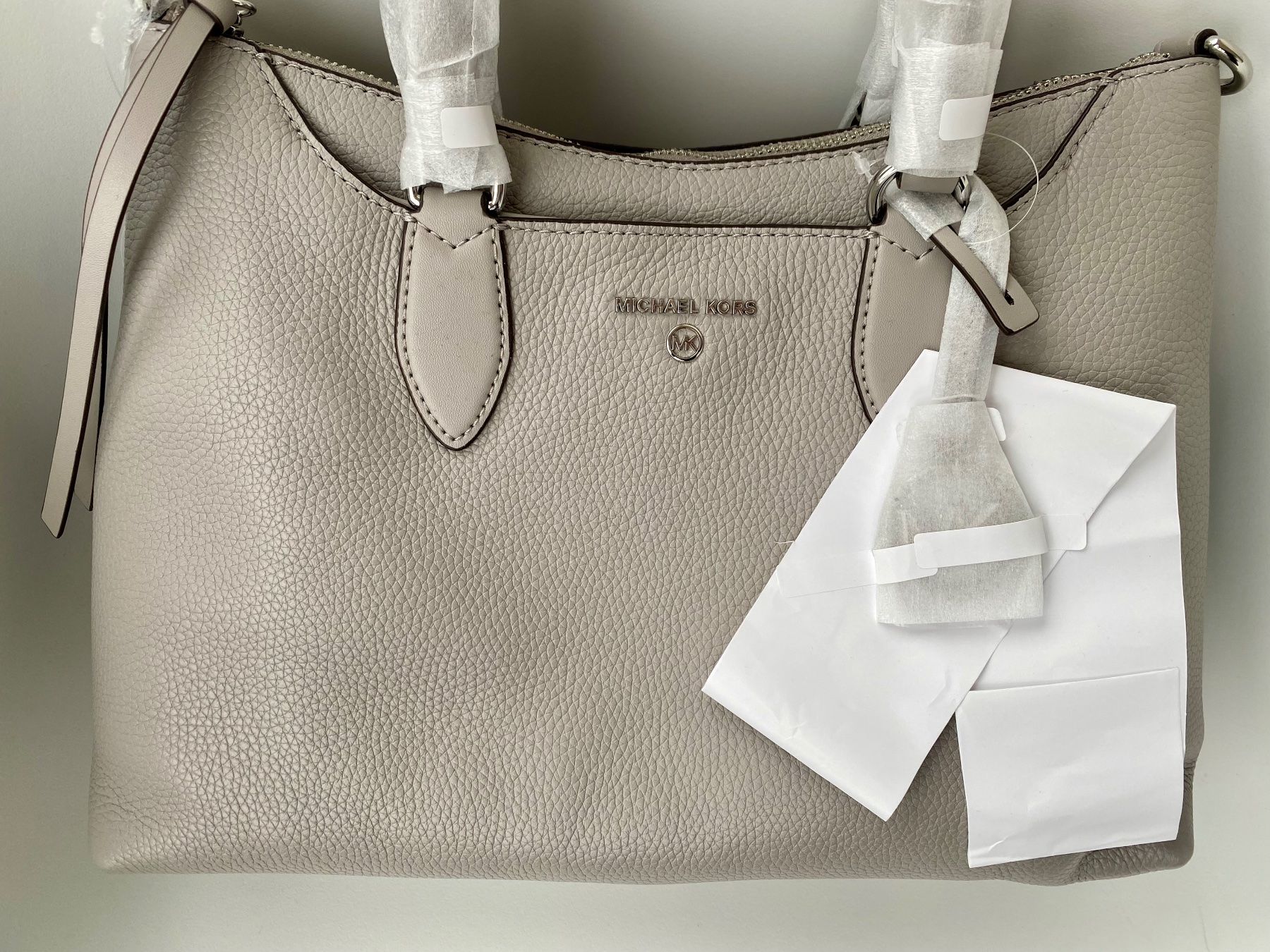 Michael Kors Altro in  Abbigliamento & Accessori: Sac Michael Kors en cuir   NEU! – Nuovo e nell'imballaggio originale da Peseux venduto da Gilloss 5