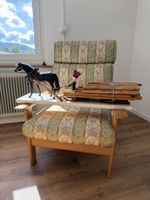 Traditioneller schwedischer Pferdeschlitten aus Holz