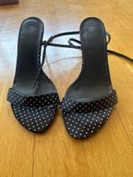 Sandalen schwarz-weiss gepunktet Grösse 38 neu