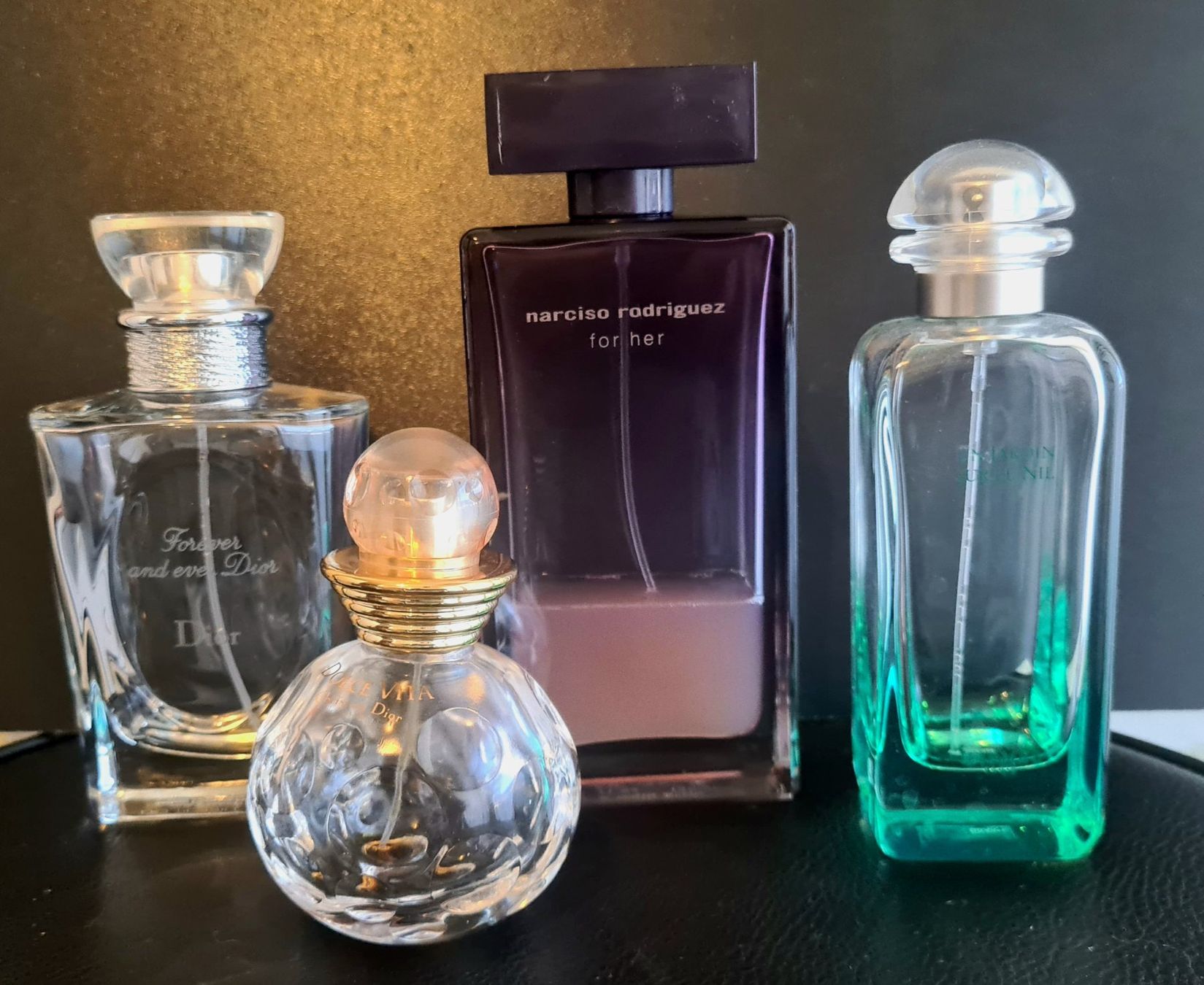 Flacons: Flacons de parfum vides pour collectionneur – Gebraucht aus Genève von BruceKampbell
