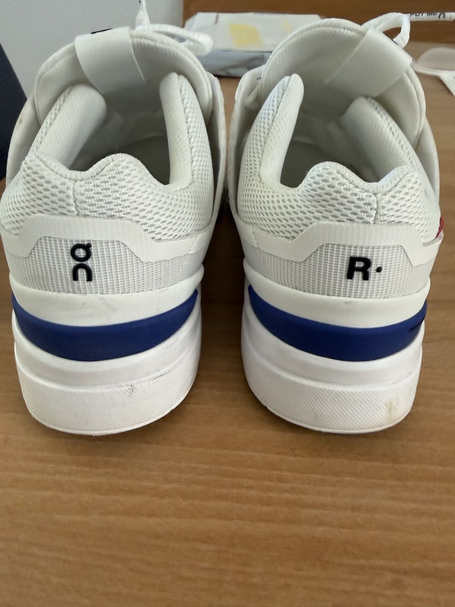 On Damenschuhe: On Schuhe Grösse 36.5 – Gebraucht aus Volketswil von Chantal14 1