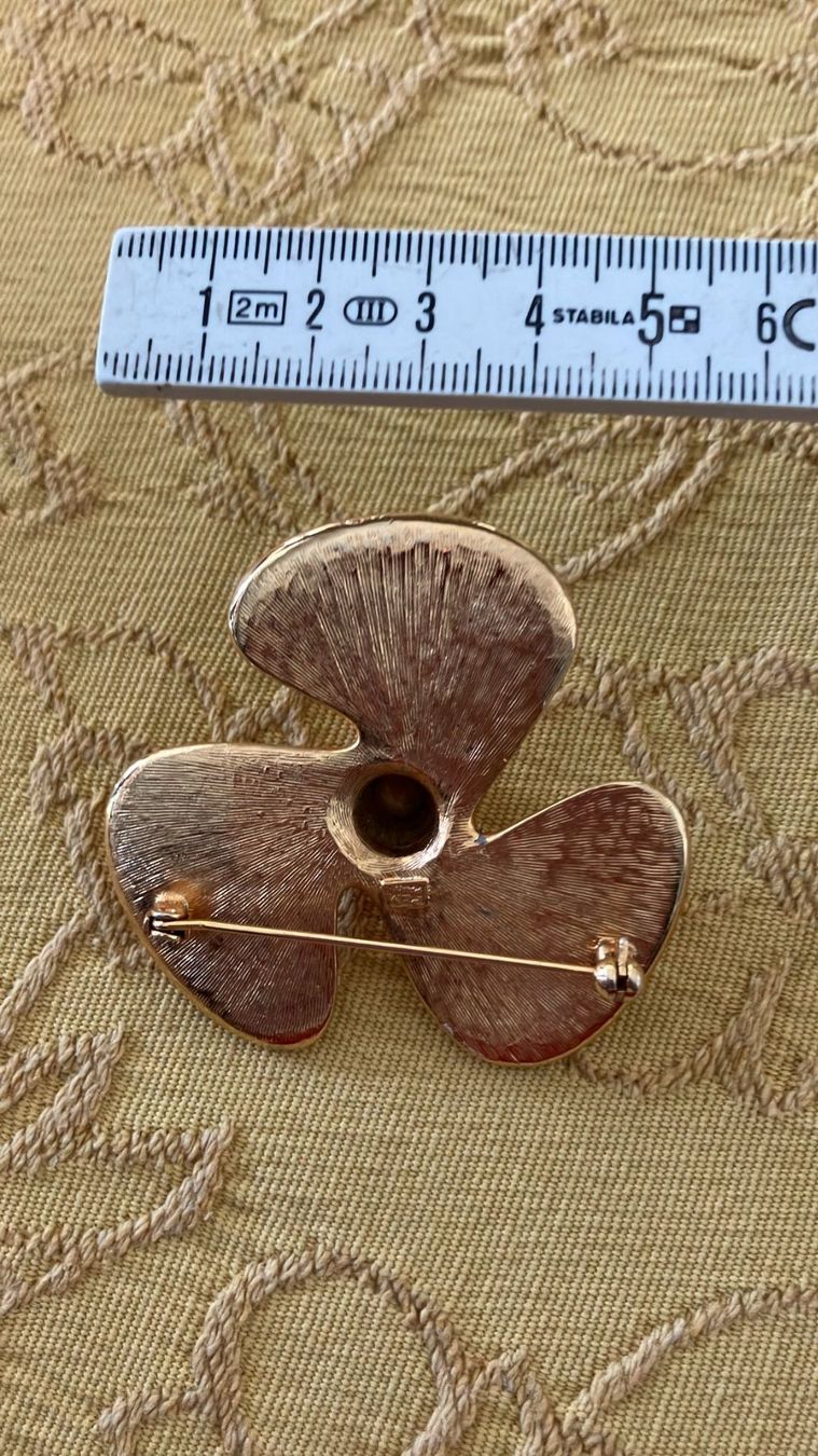 Spille & Fermagli: Spilla elica color oro – Usato da Melano venduto da H-Sara 1
