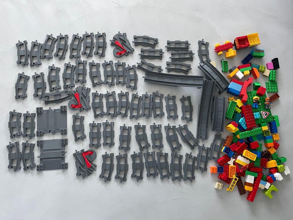 Flexible DUPLO Schienen Für Kreative Eisenbahn-Strecken - Made In Germany