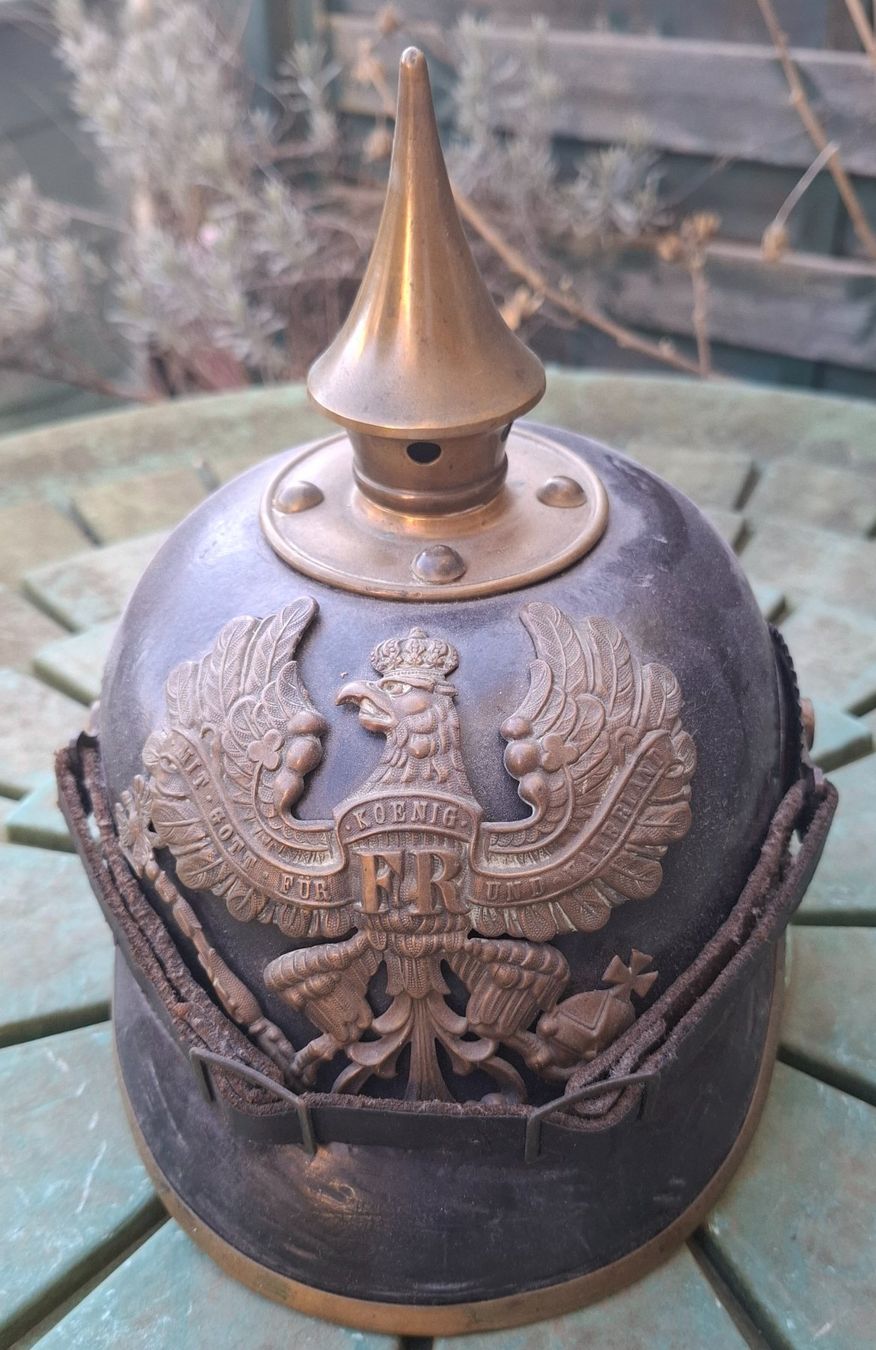 Uniformi & Effetti personali: Preussen pickelhaube – Usato da Wohlen AG venduto da Suri016