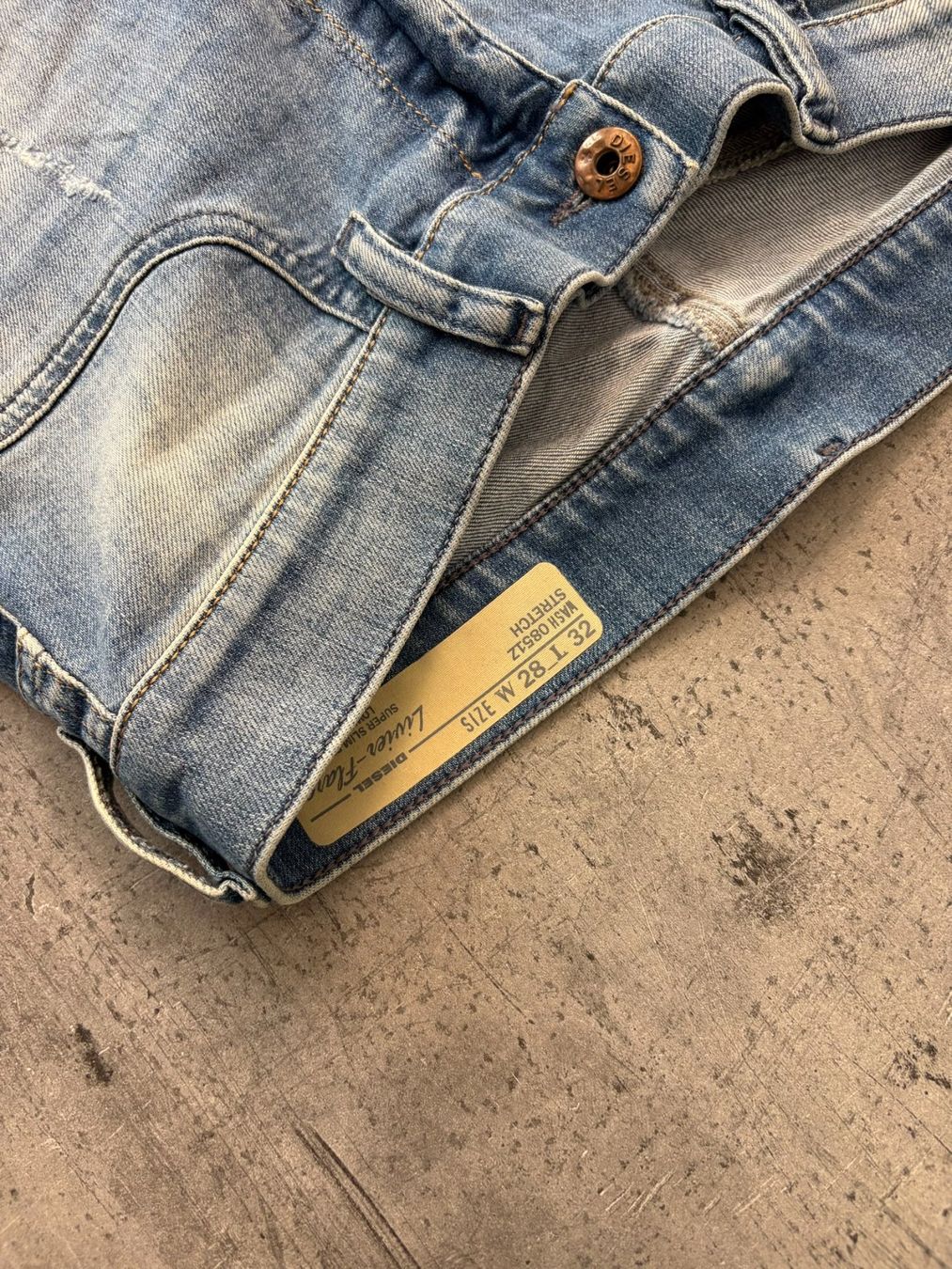 Diesel Jeans: Vintage Diesel Bootcut Flared Jeans (M) – Nuovo (secondo la descrizione) da Werdenberg venduto da hase.vintage 4