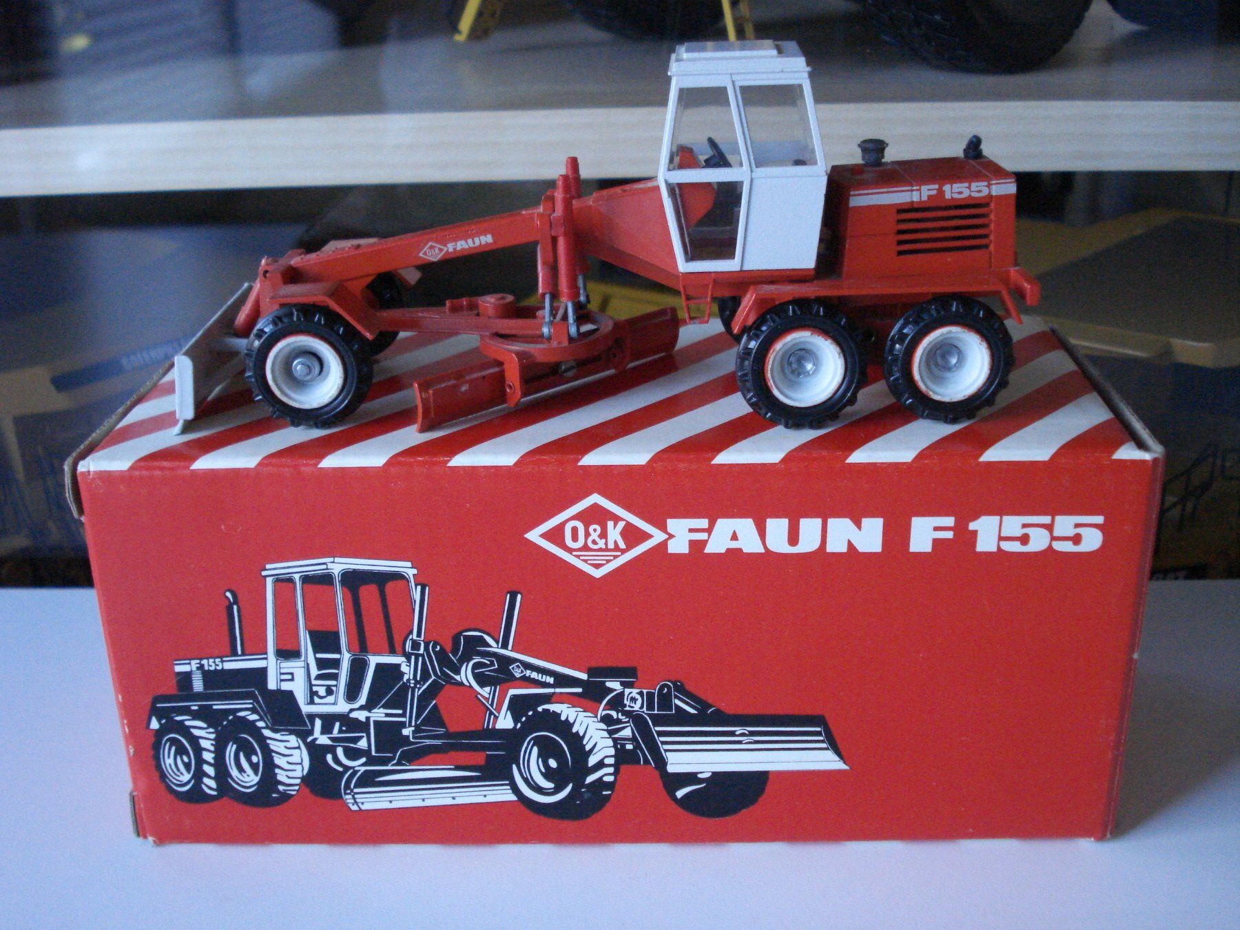 Kits de montage: O&K F 155 Grader – Neuf (Voir description) à Mitlödi par worker04