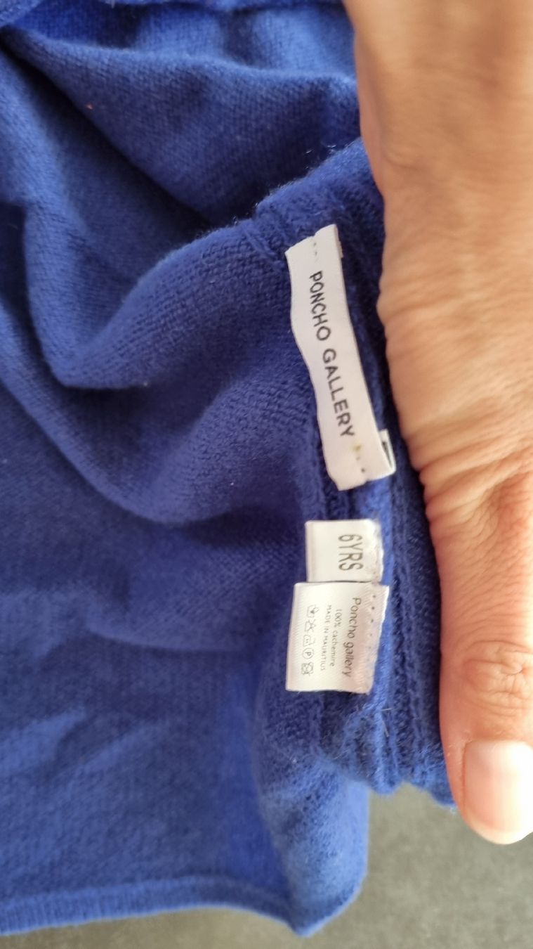 Giacche & Cappotti: Cashmere Poncho blau 116 – Usato da Bad Zurzach venduto da Mfritzli 1