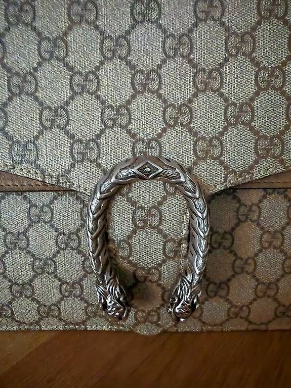 Taschen für Damen: Gucci Dionysus Schultertasche – Neu und originalverpackt aus Emmenbrücke von adrianaizzoo 1