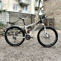 Mountainbike Rocky Mountain Element 50