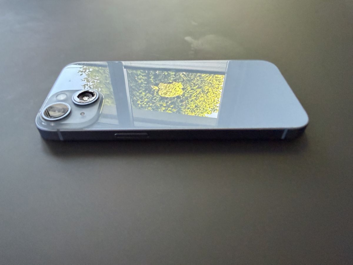 Apple Telefoni cellulari / Smartphones: iPhone 14 smartphone hellblau Zustand neuwertig – Usato da Allschwil venduto da die_vjt5