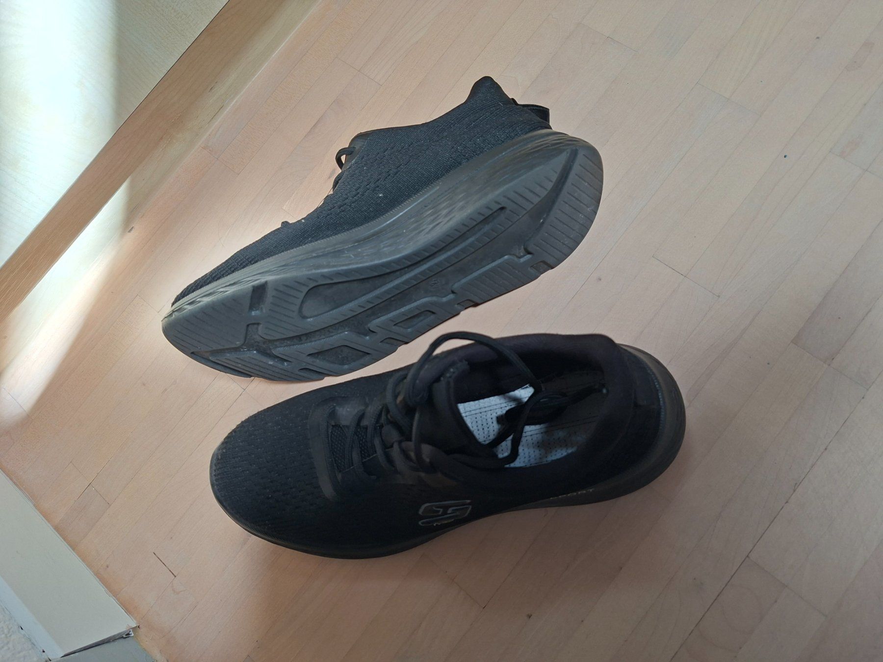Herrenschuhe: Sportschuh Gr. 42 – Gebraucht aus Neuenkirch von marthab67