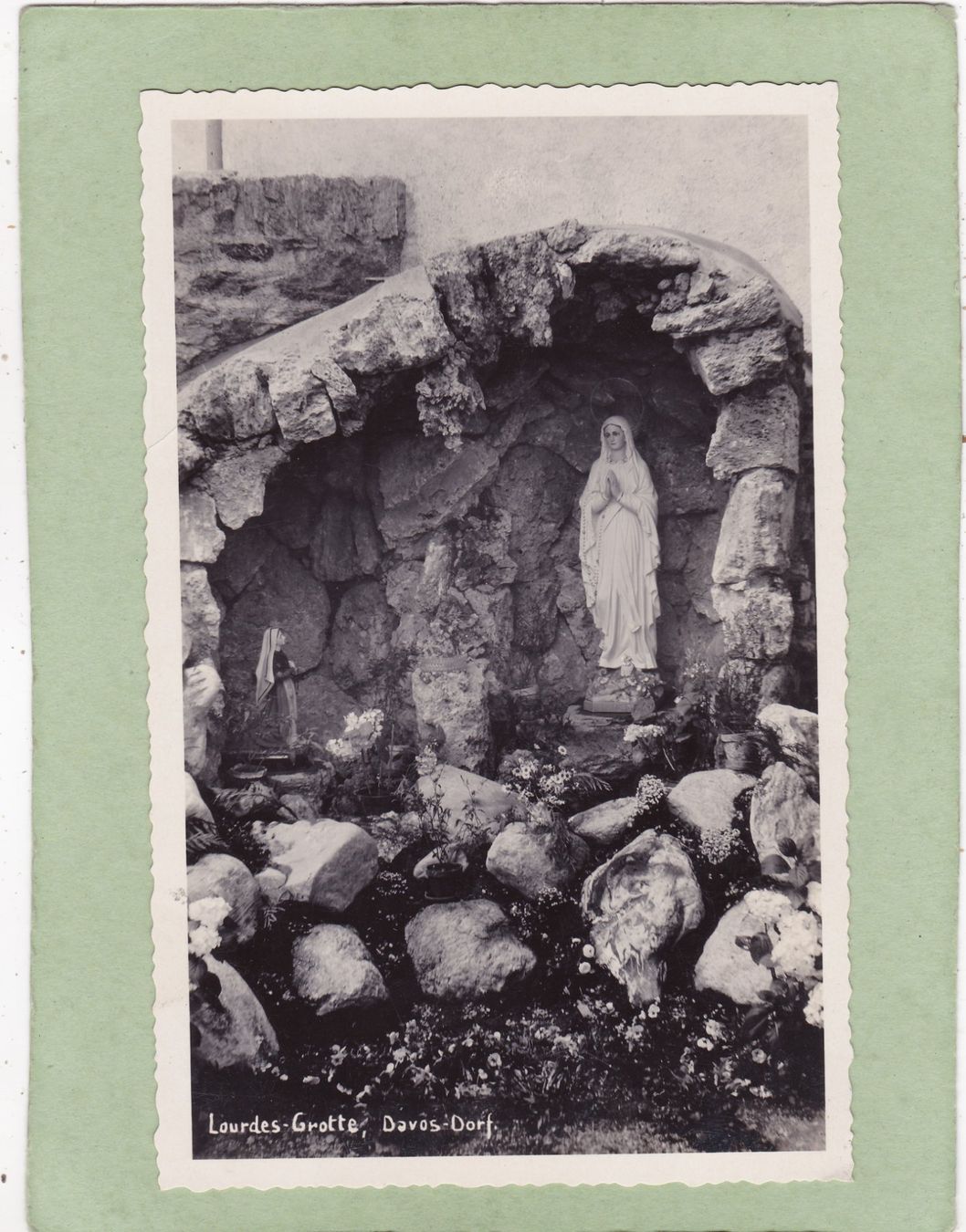 Cartes postales: Davos Dorf Lourdes Grotte – D'occasion à Herisau par Lisegrat2008