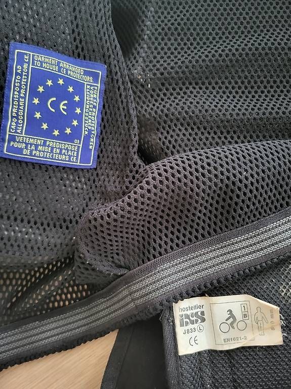IXS Protezioni & Imbottiture: Protektorenjacke – Usato da Biel/Bienne venduto da san_6r2b 2