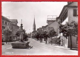 PFÄFFIKON ZH, STRASSENANSICHT, GROSSFORMAT