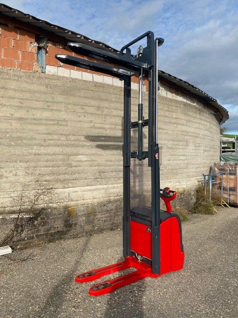 Linde Carrelli elevatori e a forche: Linde L14 Deichselstapler – Usato da Laufen venduto da VERARMUS11 2