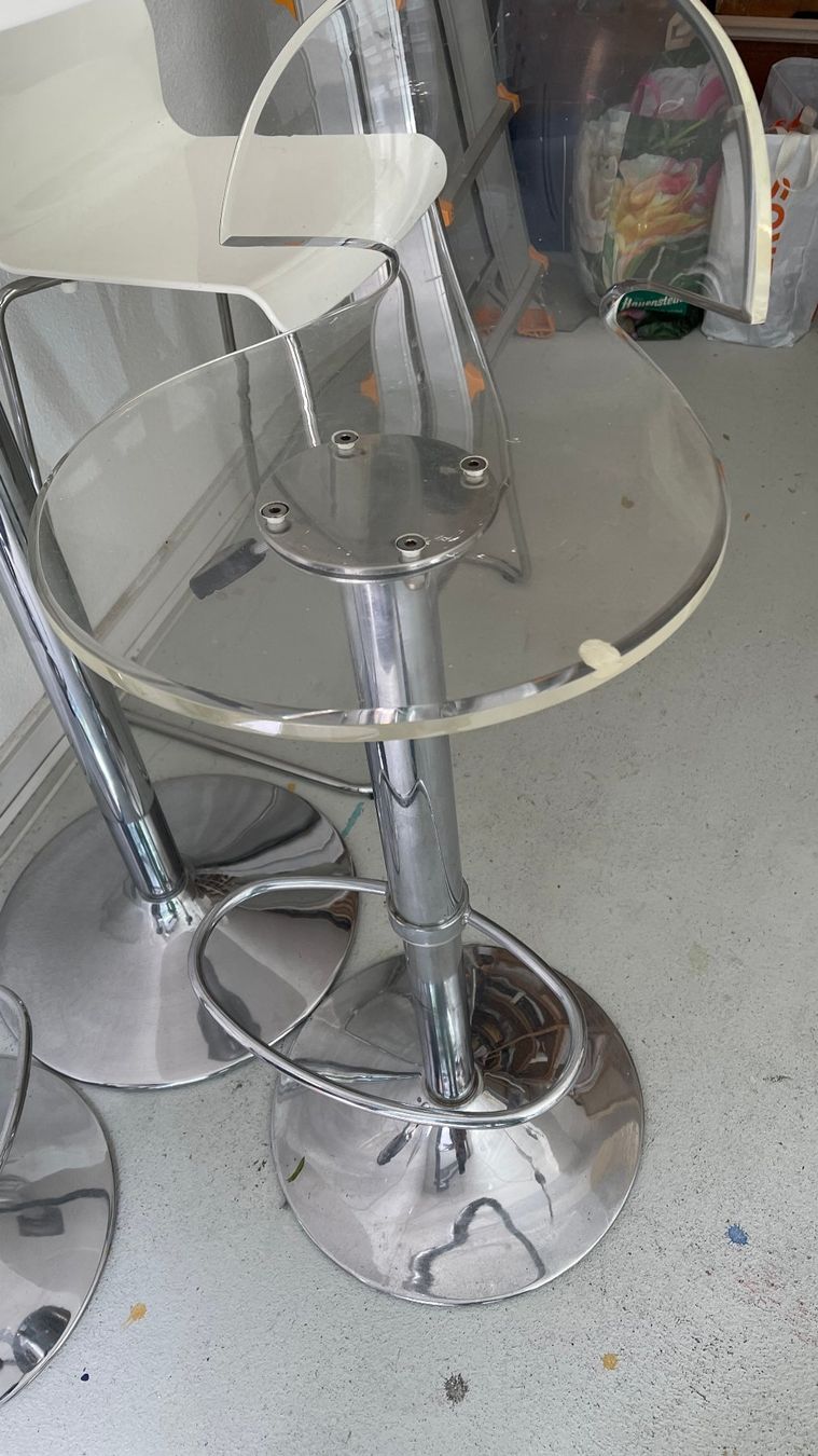 Ikea Tables: Gebrauchter Bartisch und drei Stühle – D'occasion à Zürich par waldmaedchen 2