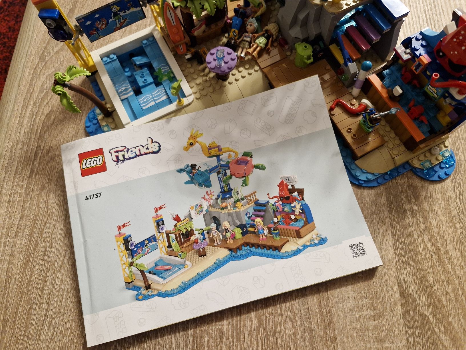 Lego Jeux de construction: Lego Friends Erlebnispark – D'occasion à Balgach par sie_zqn7 2