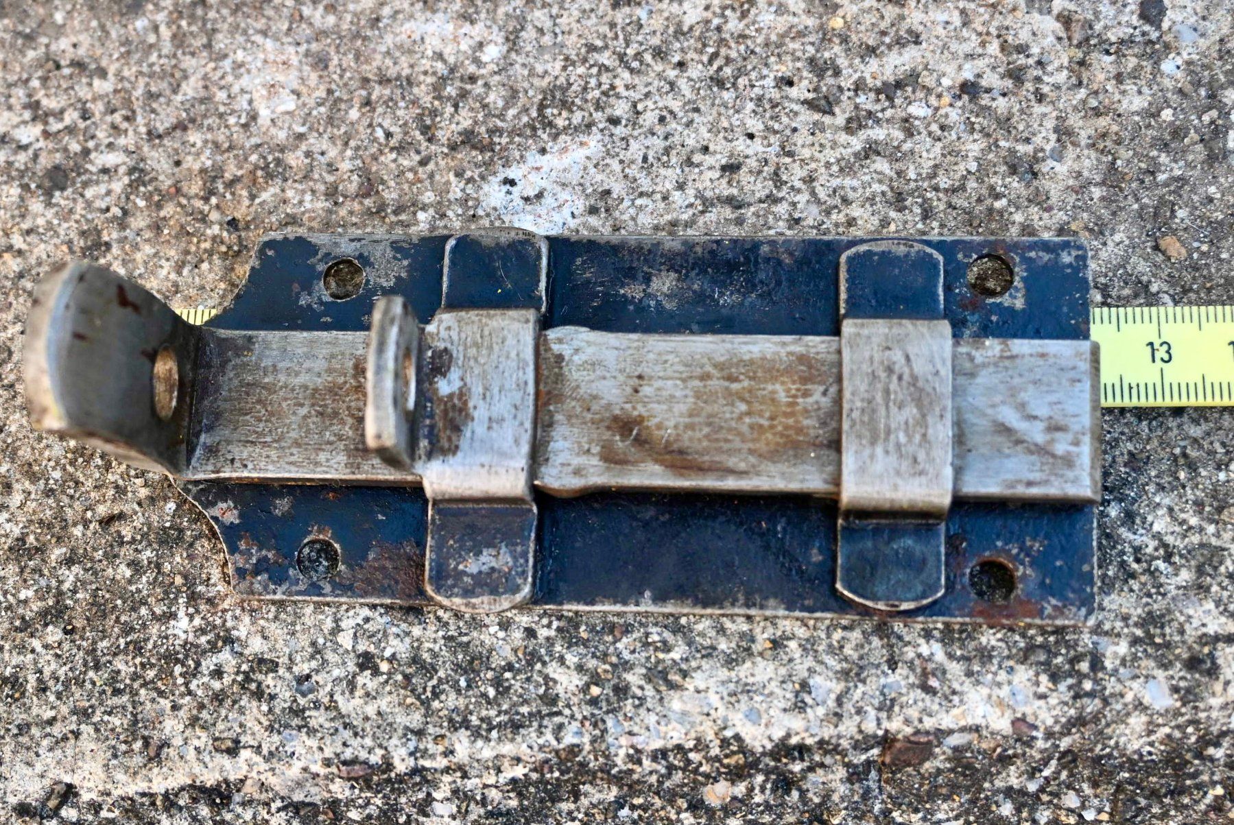 Ferramenta: alter Stossriegel funktioniert L 12.2cm B 5cm – Usato da Pfaffhausen venduto da mono_rec 1