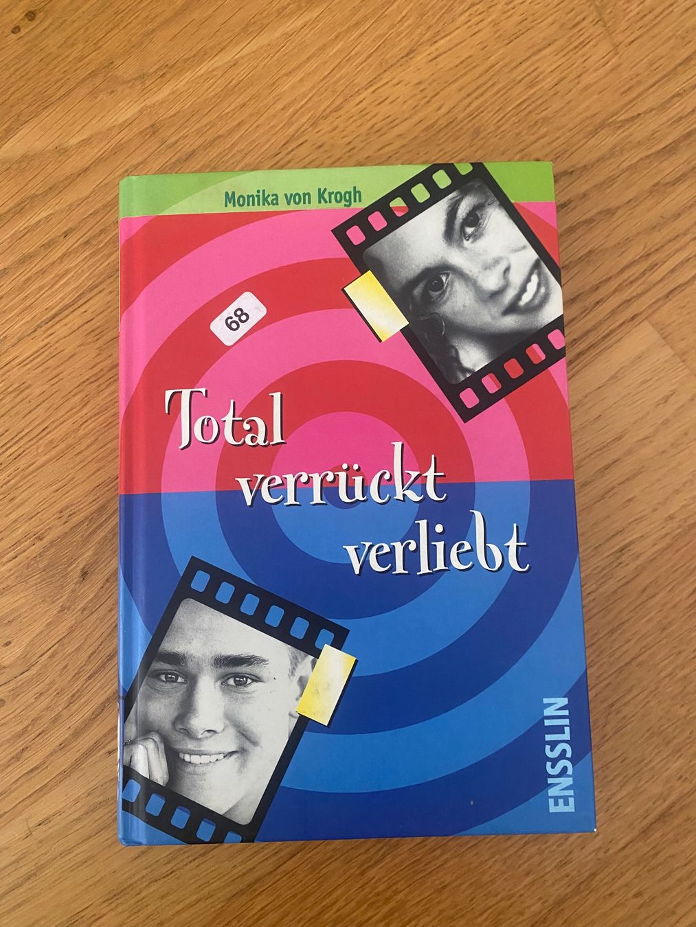 Bücher: Jugendroman "Total verrückt verliebt" – Neu (gemäss Beschreibung) aus Riedholz von lenibeni03