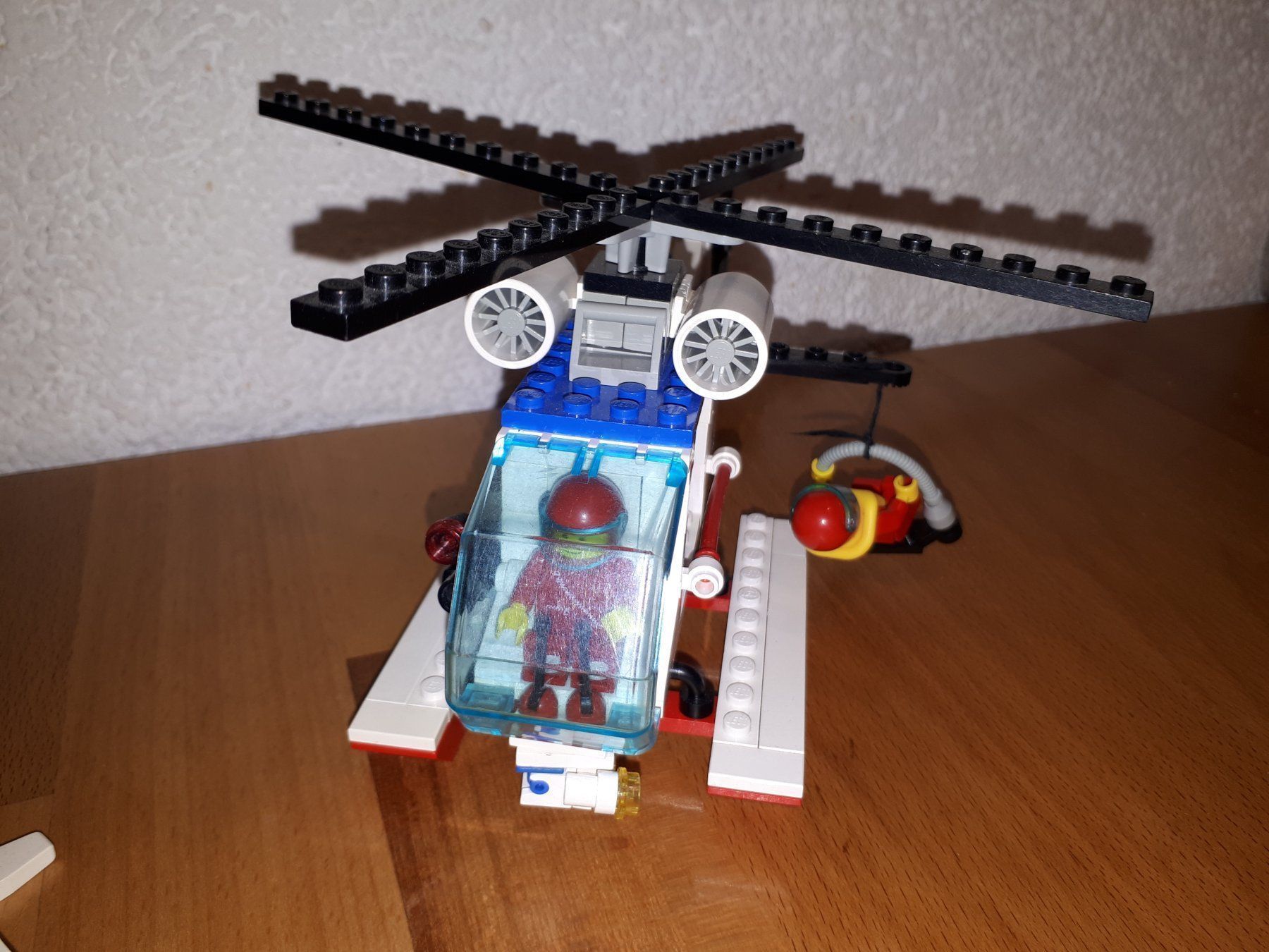 Lego Kit di costruzioni: Lego 6342,  Beach Rescue Chopper – Usato da Montricher venduto da Babou72 2