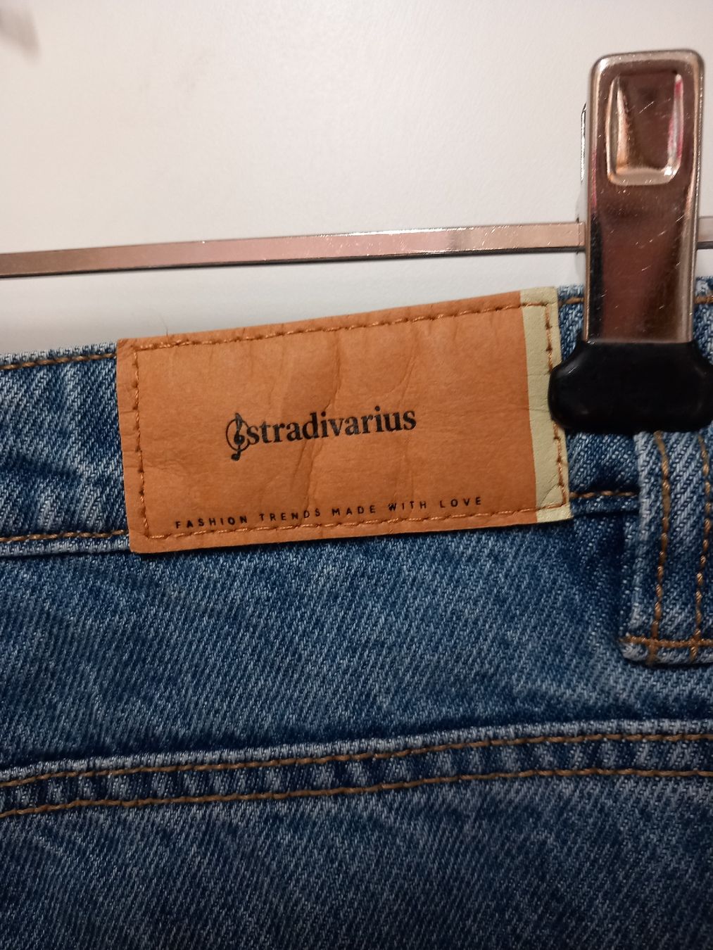 Stradivarius Jeans: MOM Jeans Stradivarius Gr.34 – Gebraucht aus Gwatt (Thun) von umwelt-brocki 2
