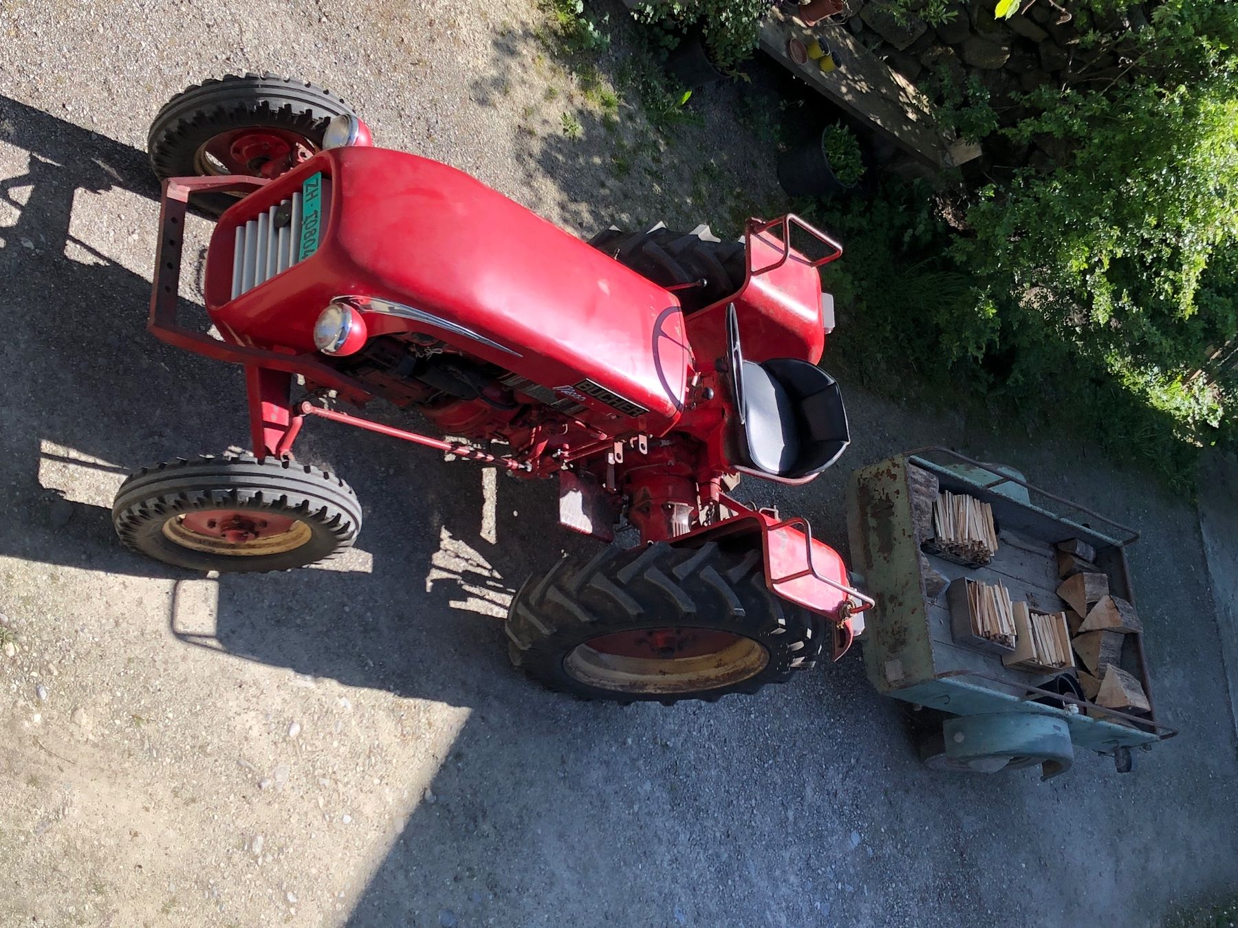Bucher Trattori: Traktor Bucher 2000 mit Anhänger – Usato da Oerlingen venduto da Hostert 1