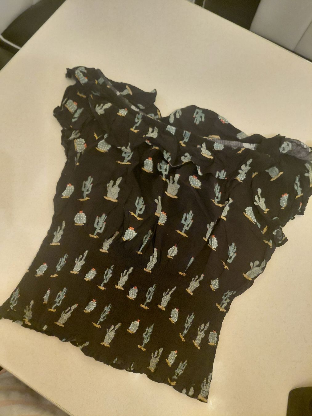 Top: Collectif Rockabilly Oberteil Grösse L  – Usato da Schaffhausen venduto da monikaD010203