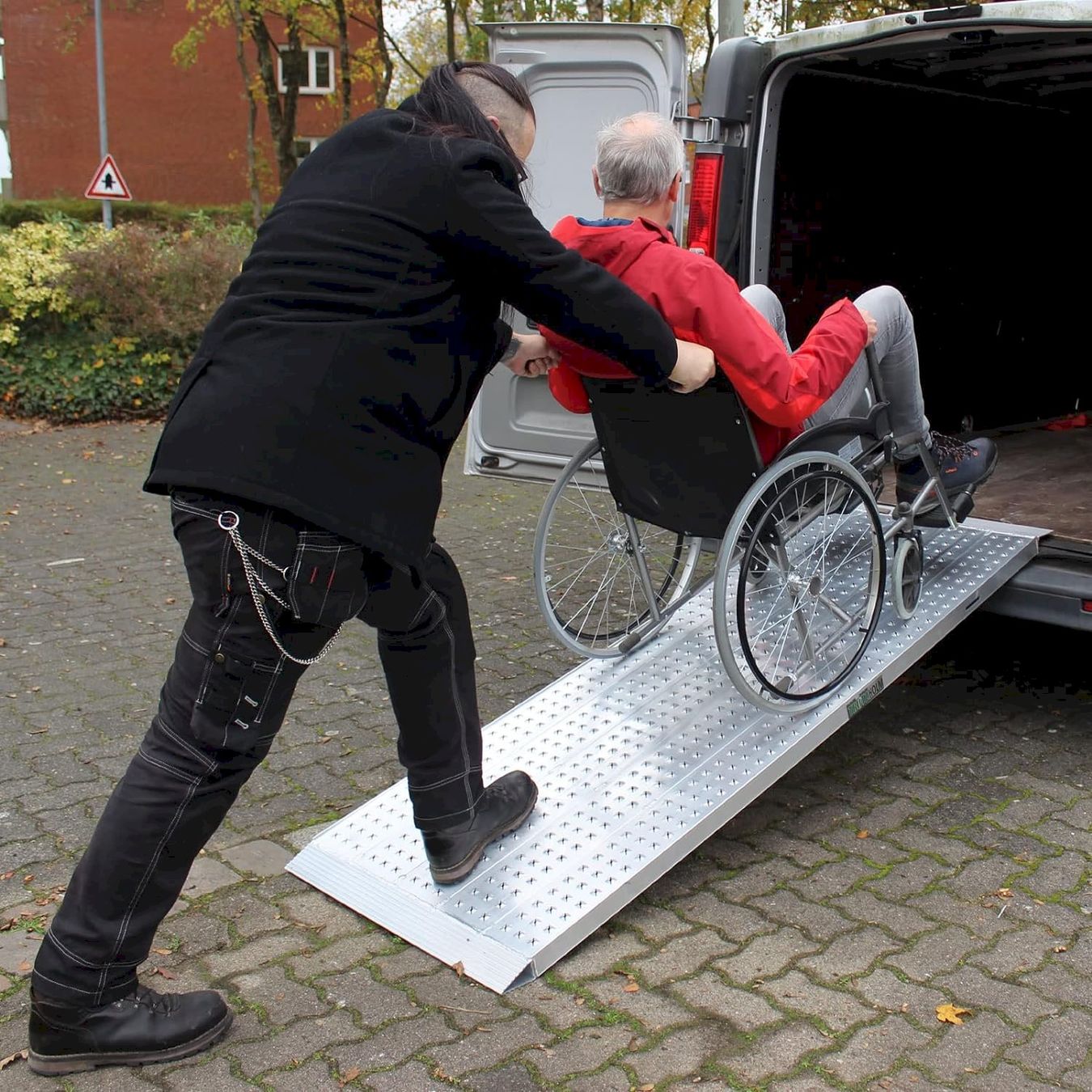 Rampe di accesso: TRUTZHOLM Auffahrrampe 200x70 cm – Nuovo e nell'imballaggio originale da Bottighofen venduto da zaap 5