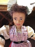 Alte „Sasha“ Trachtenpuppe