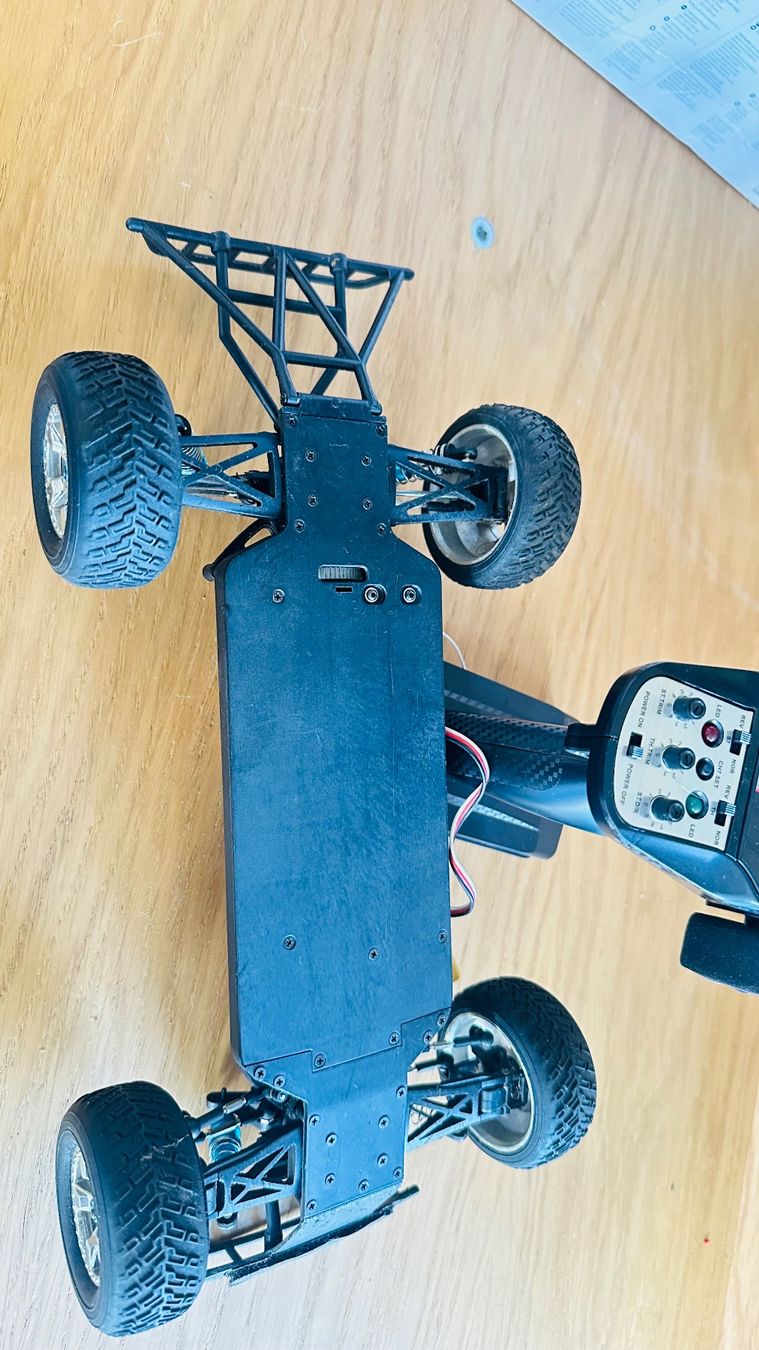 Modellismo RC: RC Auto mit Fernsteuerung – Difettoso da Nebikon venduto da sal_pvk8 2