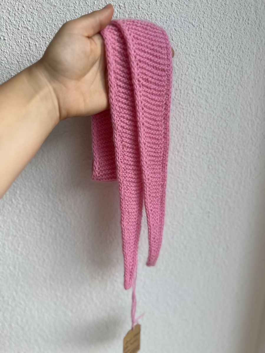 Foulard & Sciarpe: Handgestrickter Schal aus Kaschmir – Nuovo e nell'imballaggio originale da Ormalingen venduto da nude.knits 5