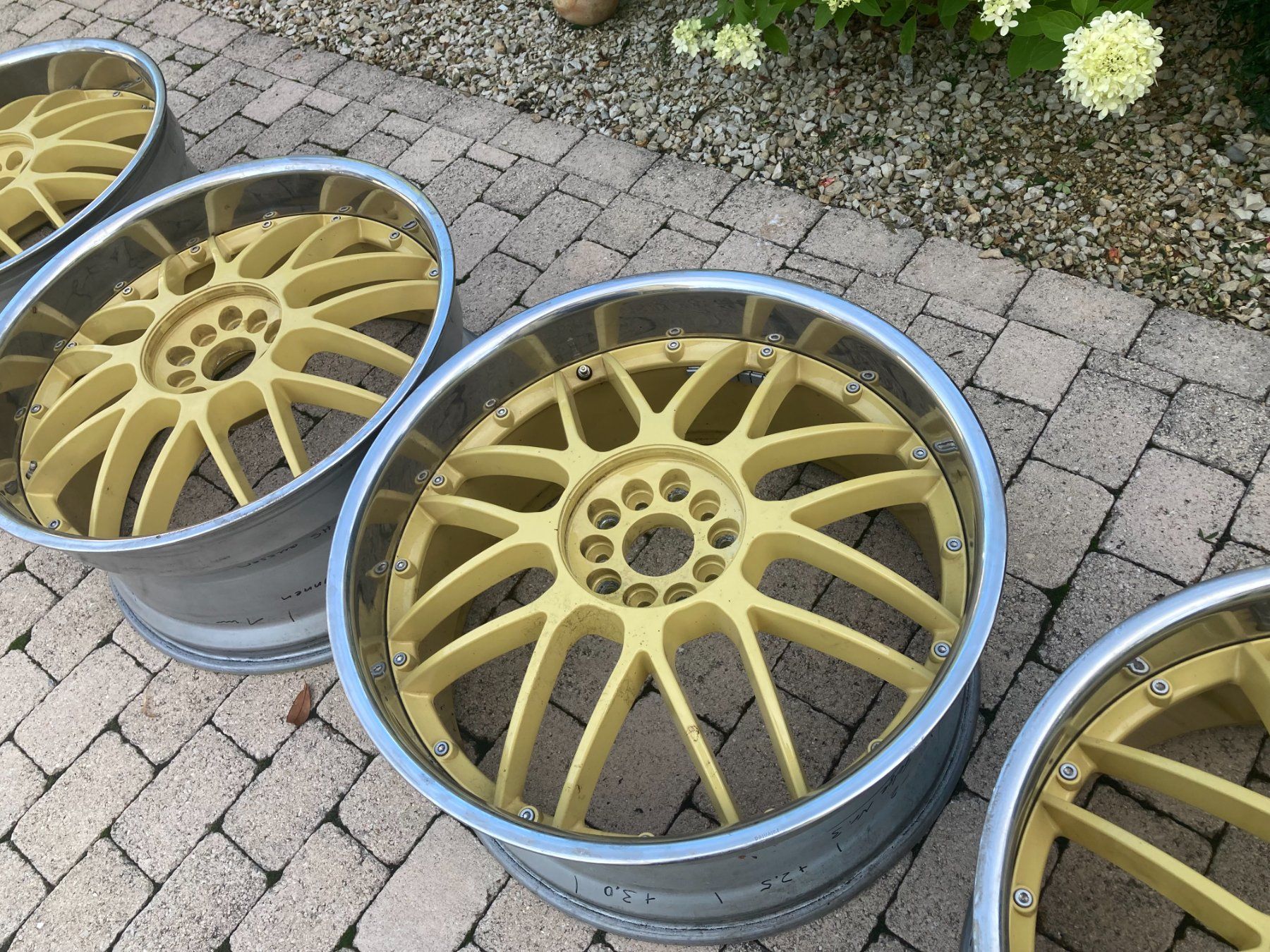 Porsche Felgen: Felgen 23 Zoll Porsche Gemballa – Gebraucht aus Walperswil von sara150909 3