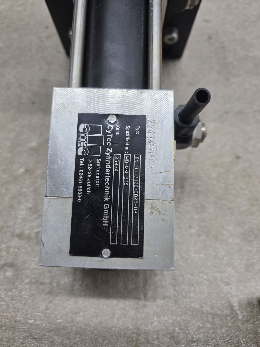 Altre forniture industriali: 3Stk. Pneumatik Zylinder – Usato da Rüti ZH venduto da Madeira14 1