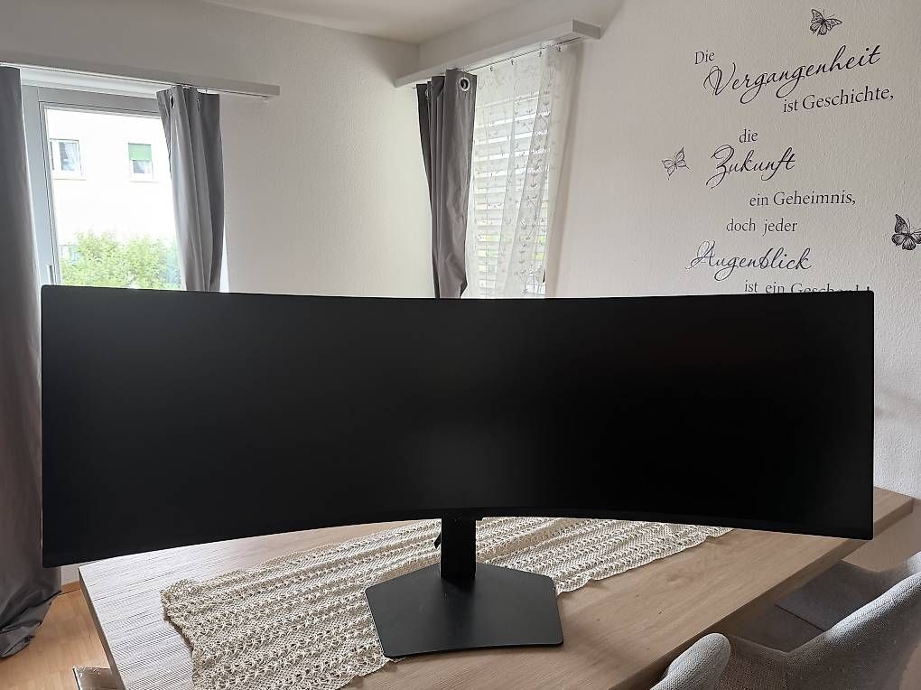 Samsung Monitor: Samsung Odyssey G9 49" Monitor Gaming 240hz – Usato da Aadorf venduto da tim_625s 1