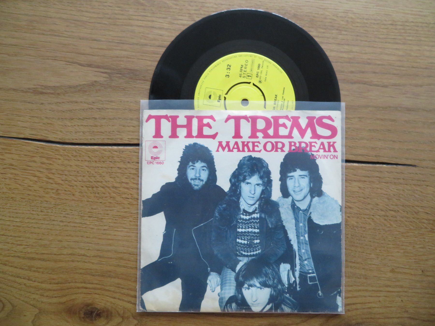 Dischi in vinile: The Trems - Make or Break, Vinyl Single 7" 👍 – Nuovo (secondo la descrizione) da Zürich venduto da max_cp5f