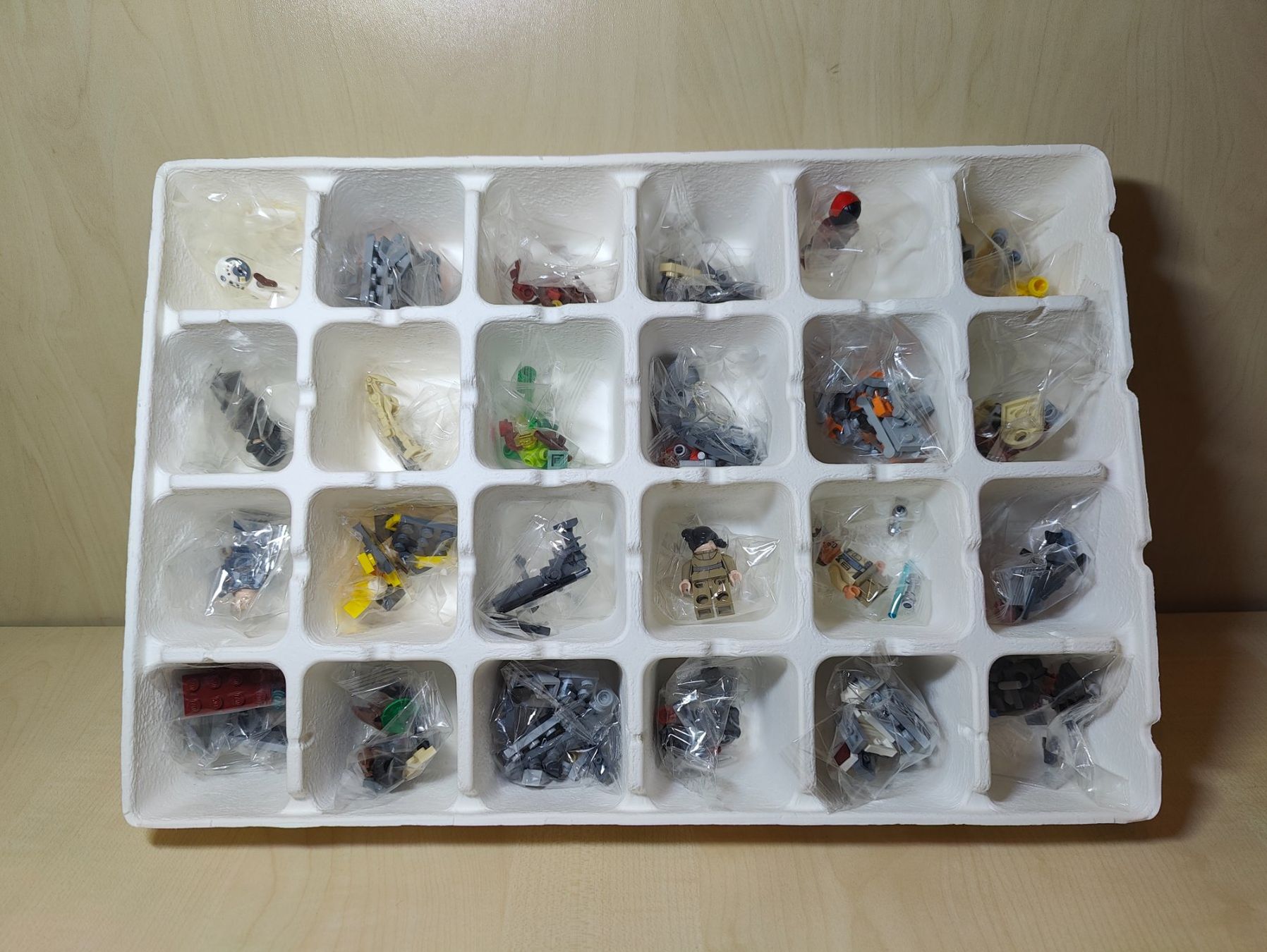 Lego Jeux de construction: Lego Star Wars 75213 Advent Calendar 2018 – D'occasion à Sulgen par WhiteWolf3 2
