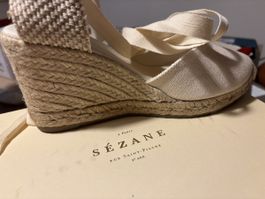 Sandales Sézane, écru, taille 38, extrêmement confortable.