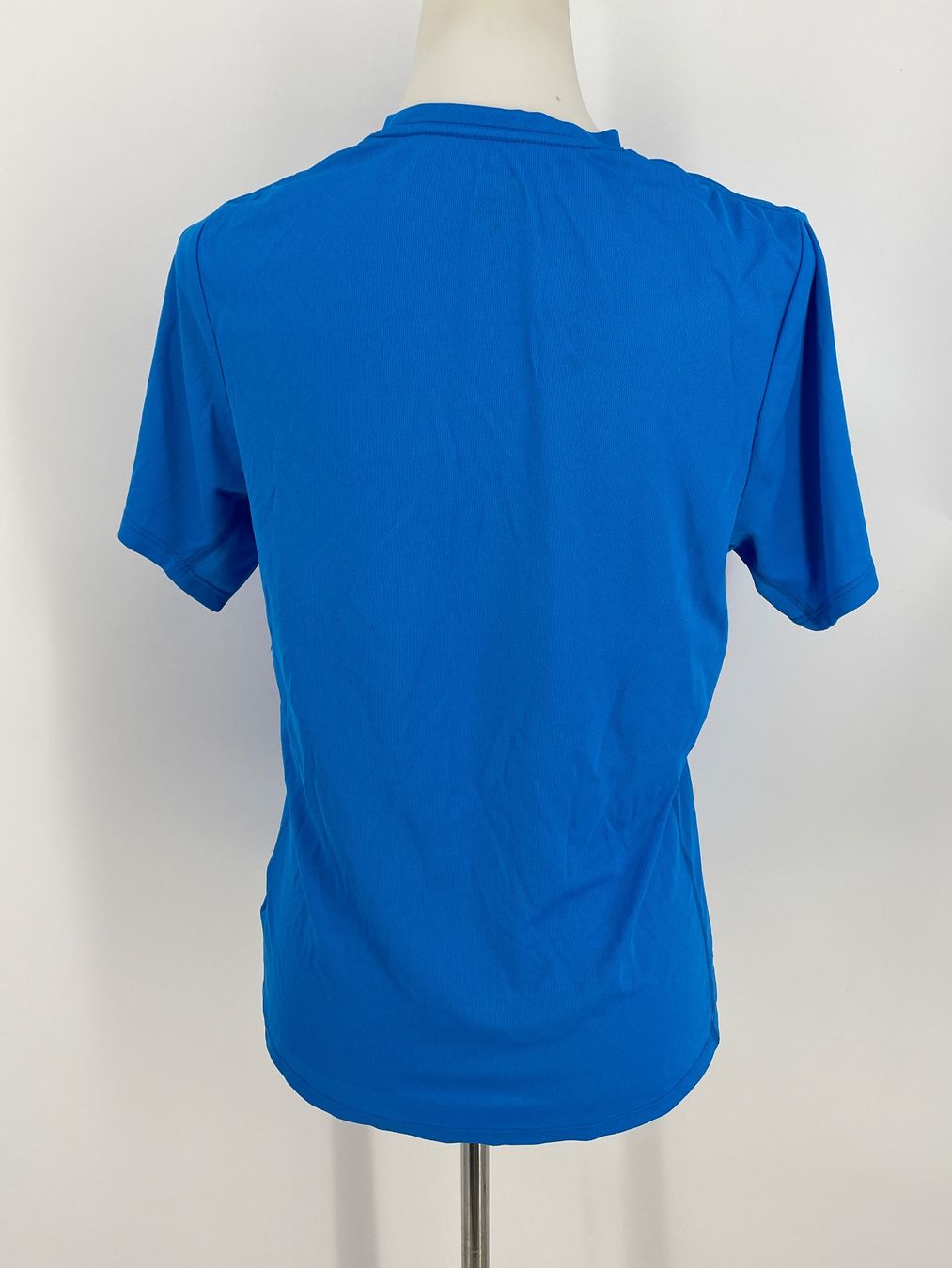 Nike T-shirts: Nike Dri-FIT FAST Shirt Gr. S – D'occasion à Auenstein par moin. 4