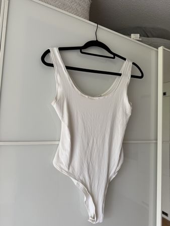Zara Body Gr. L