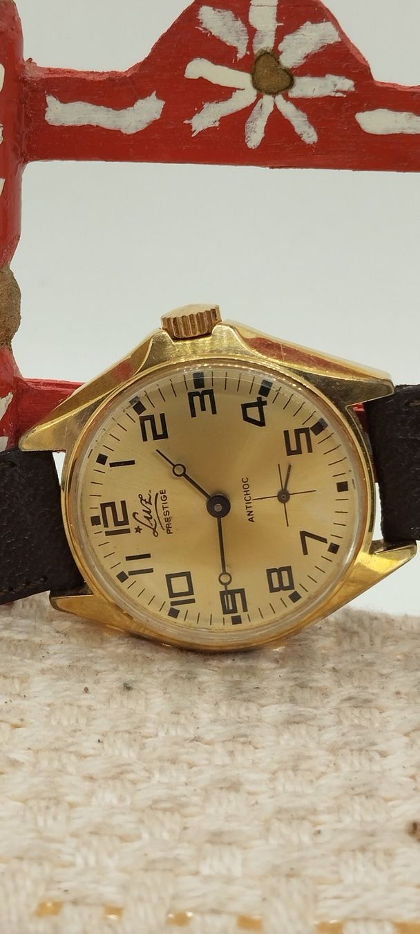 Orologi: Montre vintage luz – Usato da La Chaux-de-Fonds venduto da jac_9llg 2