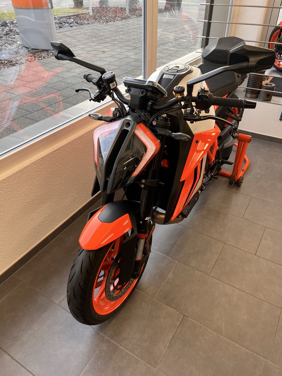 Strasse: KTM Duke 1290 – Neu und originalverpackt aus Möriken AG von Golf_89 2