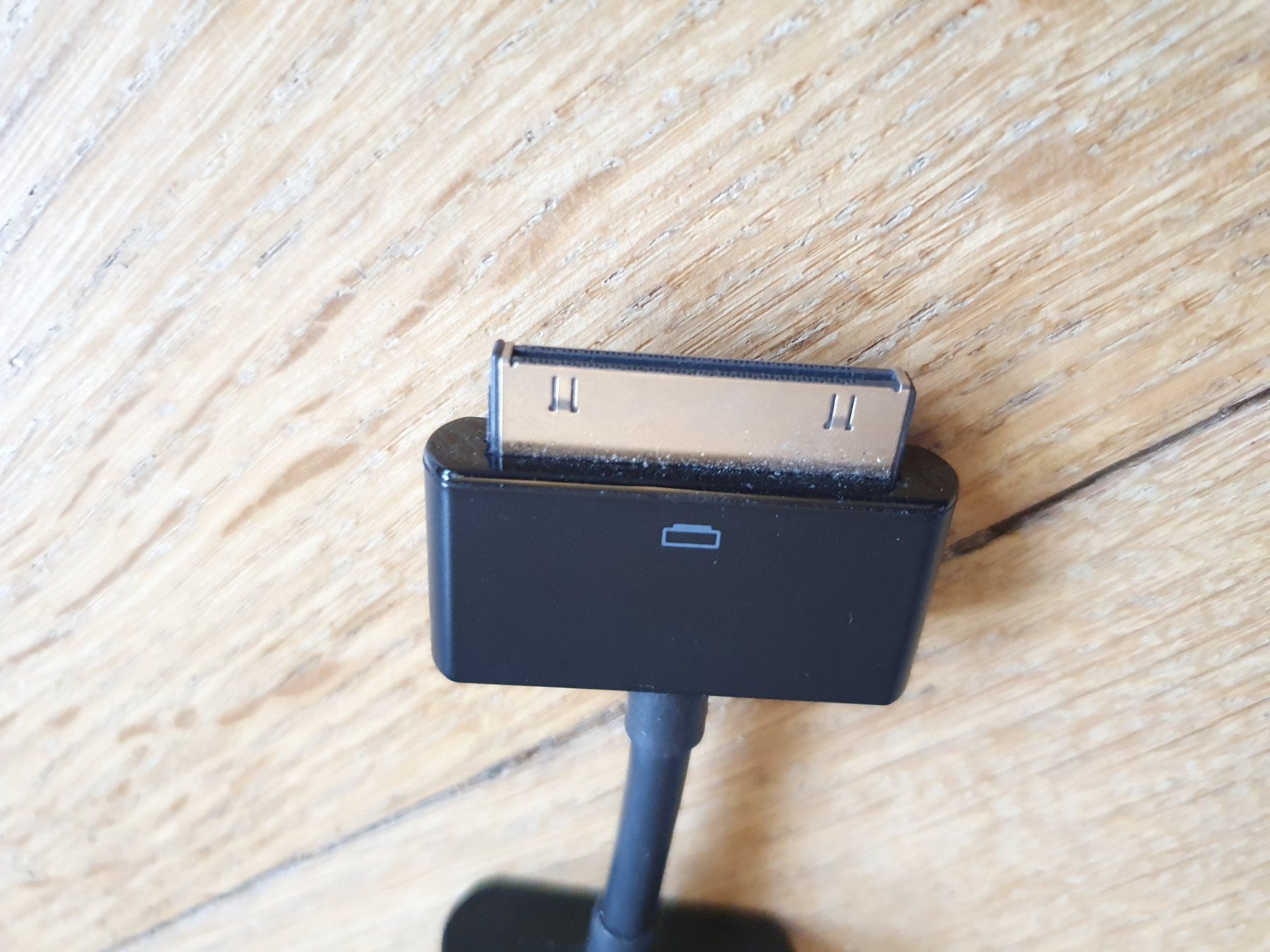 Unità & Adattatore: HP Dock Connector to Ethernet / VGA Adapter – Usato da Bern venduto da Llu 1
