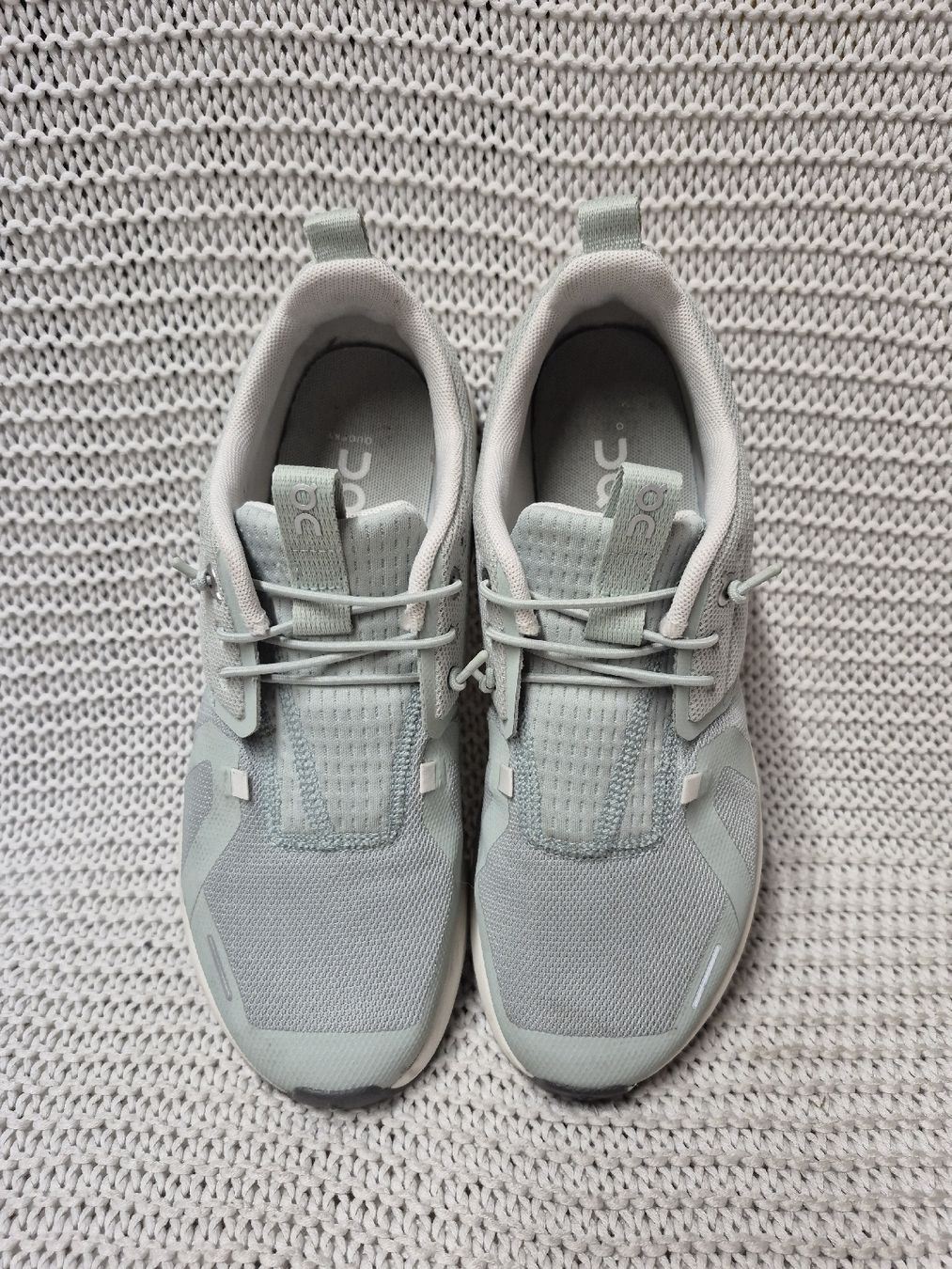 On Scarpe da donna: ON Running Cloud Sky Laufschuhe Gr.38 mint – Usato da Merligen venduto da muss_haben 2
