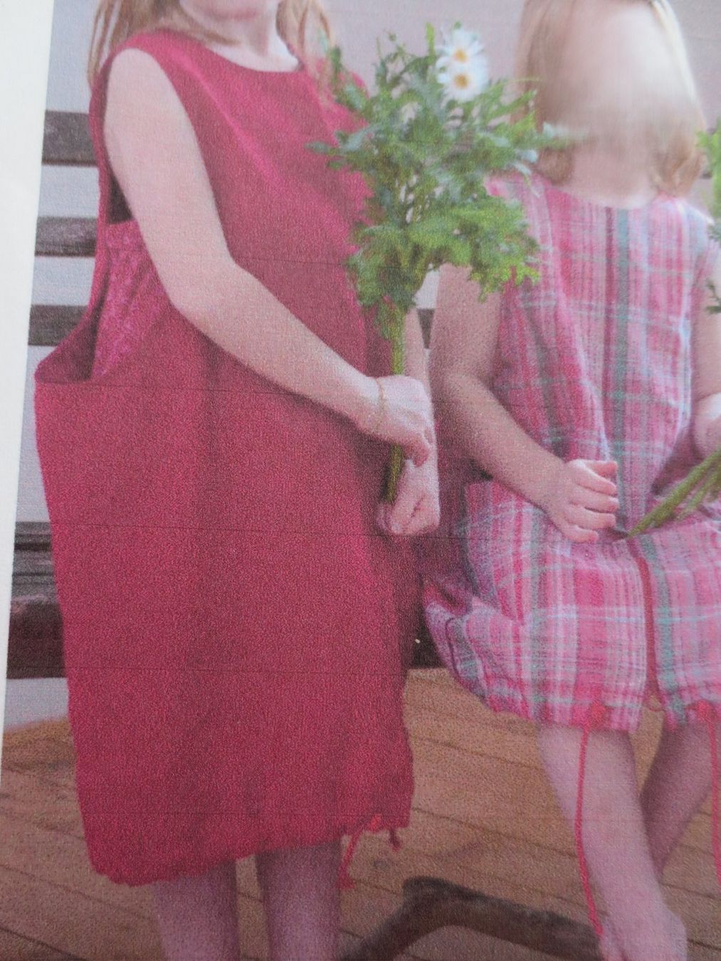 Vestiti & Gonne: 2 Stück Kinder-Sommerröckli, Grösse 128 – Usato da Aeugst am Albis venduto da murmeli2