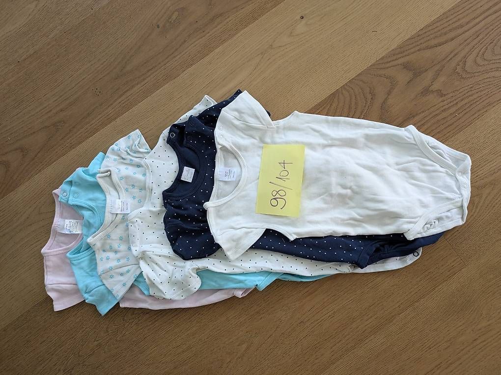 Lotti & Set di vestiti: Grösse 98/104: Kleiderwundertüte :-) – Usato da Turbenthal venduto da Famara2010