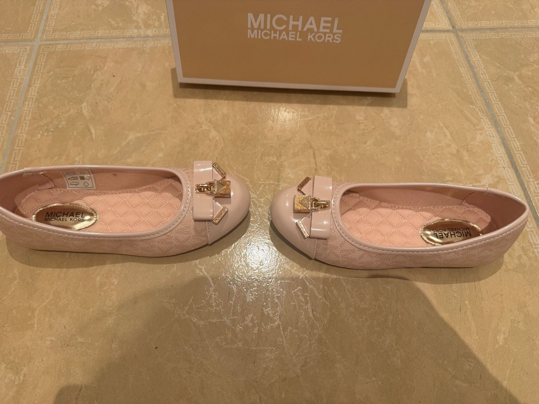 Michael Kors Scarpe per ragazze: Michael Kors neue Ballerina, 31 – Nuovo e nell'imballaggio originale da Klingnau venduto da Markus14 2