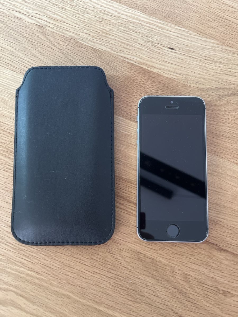 Apple Portables: iPhone 5s – D'occasion à Kölliken par pri_ga
