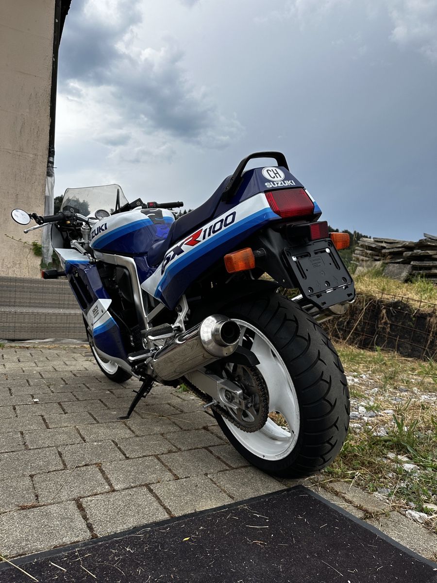 Suzuki Route: Suzuki Gsx-R 1100 – D'occasion à Uetikon am See par jen_ghx2 3
