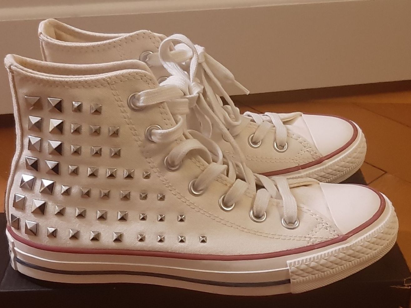 Converse Chaussures femmes: ♦️NEU!♦️ Converse Sneaker TOP Stylisch Gr.38 – Neuf avec emballage d'origine à Zürich par Venecia25